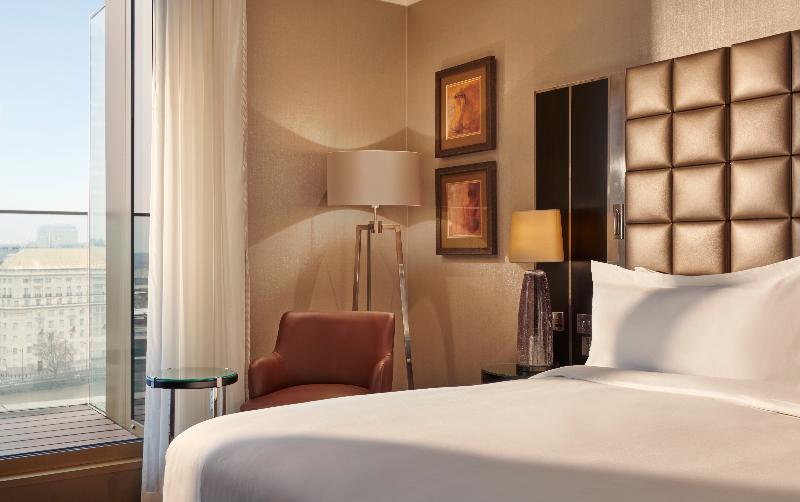 חדר דלוקס עם מרפסת, Hyatt Regency London Albert Embankment
