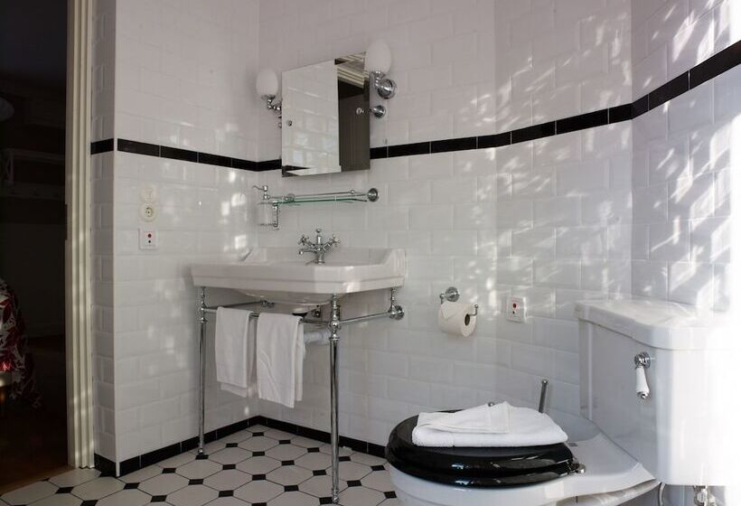 Quarto deluxe, Millasvilla