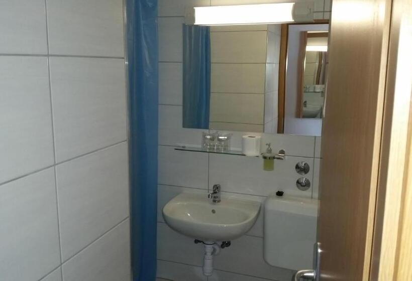 חדר סטנדרט נוף לים עם מרפסת, Zagreb