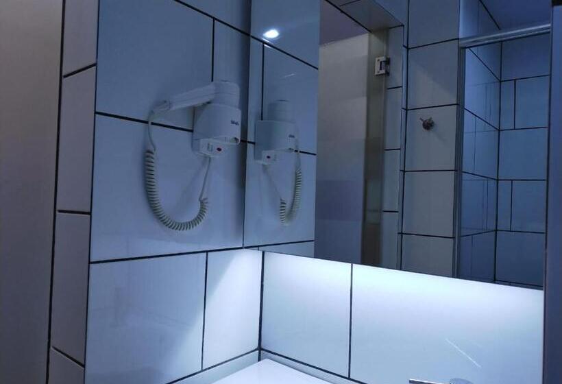 اتاق استاندارد, Lazdana Hotel Kuala Lumpur