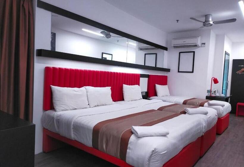 سوییت خانوادگی, Lazdana Hotel Kuala Lumpur