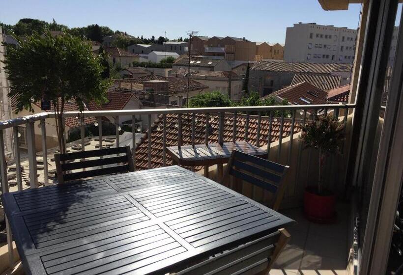 اتاق استاندارد با تخت بزرگ, 1 Chambre, 1 P'tit Dèj', 1 Sourire