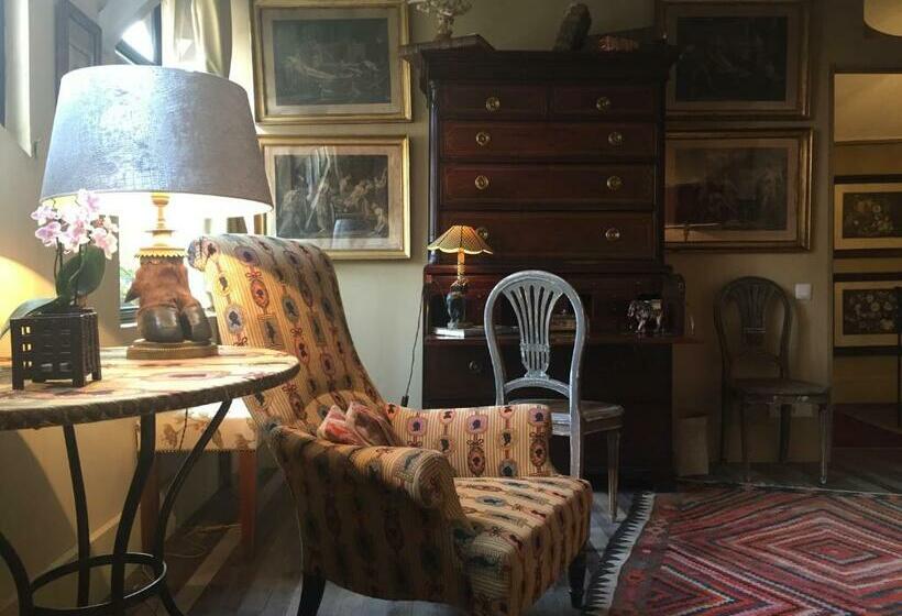 Номер Стандарт, La Maison Rousseau Chambre D Hôtes