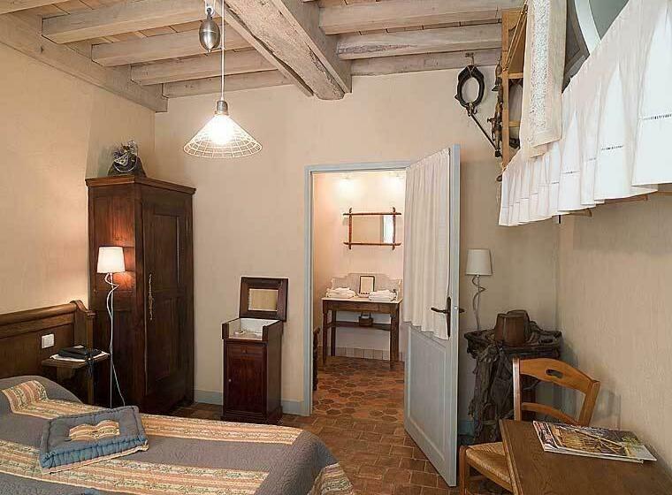 Номер Стандарт, De La Beursaudiere
