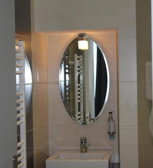 اتاق استاندارد سه نفره, La Villa En L île   2 Piscines & Spa