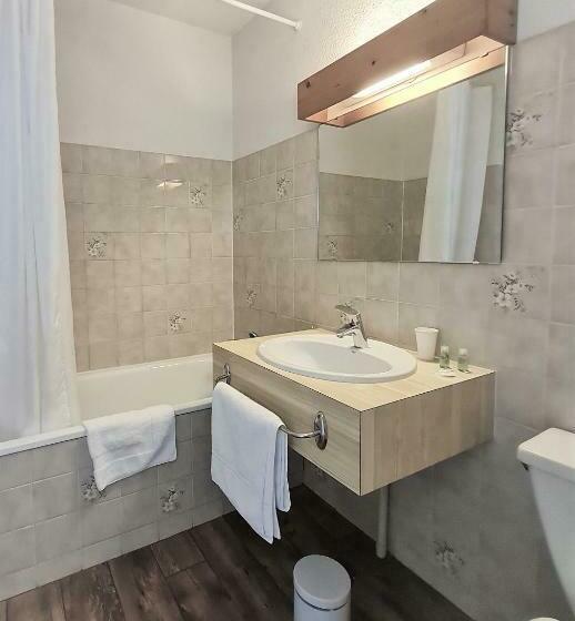 اتاق استاندارد سه نفره, Terminus Hôtel Des 3 Vallées