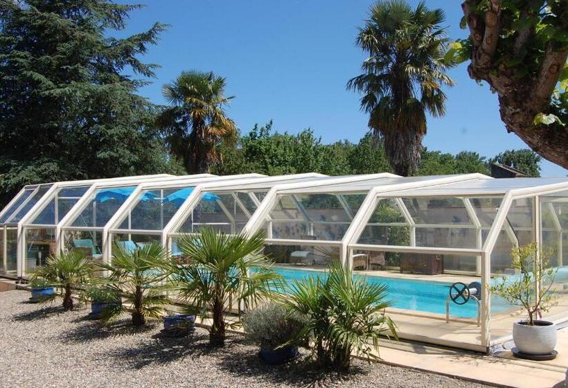 Апартаменты 2 Спальни, Douce France 82