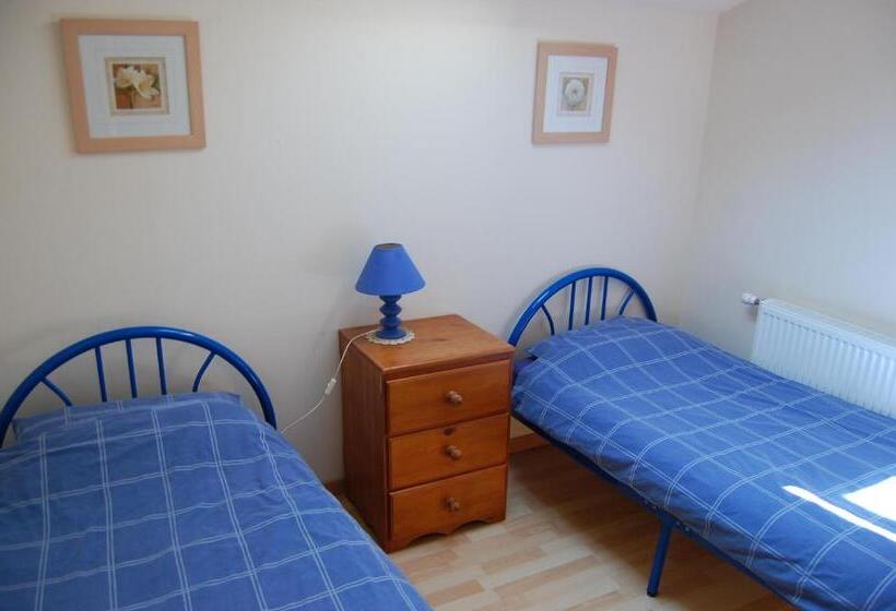 Family Suite, Douce France 82