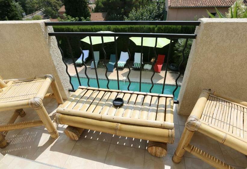 Студио Стандарт с Балконом, La Bastide Des Pins