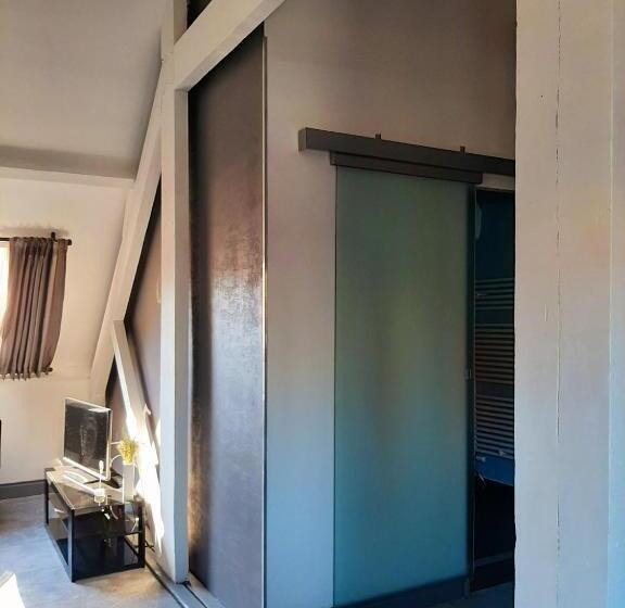 اتاق لوکس, La Villa 30