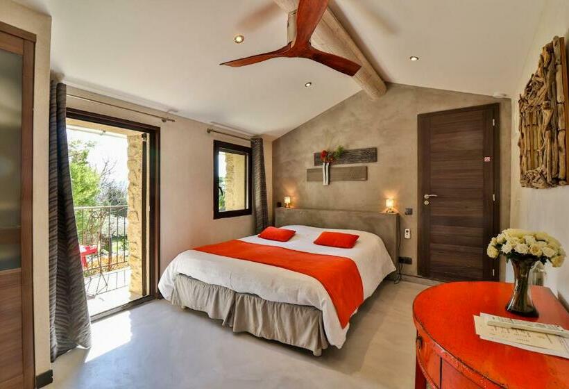 غرفة قياسية, Le Mas De La Lombarde