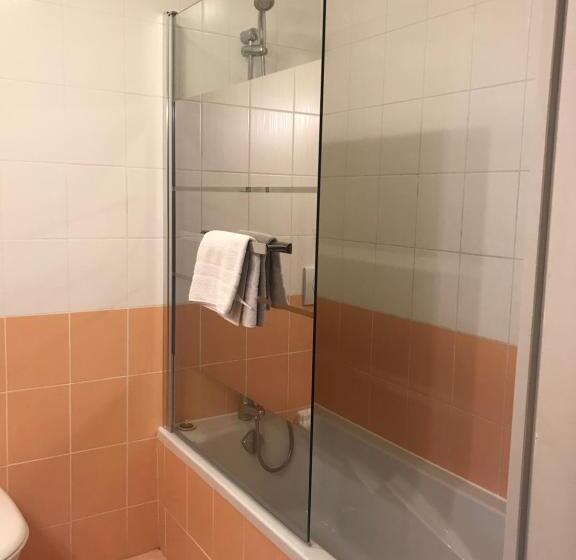 Номер Стандарт Трехместный, Abel Hôtel
