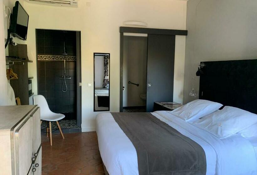 غرفة قياسية, Casa9