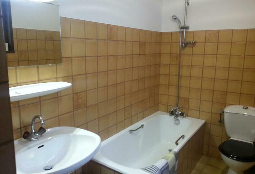 Номер Стандарт, Hôtel Le Mont Jorat