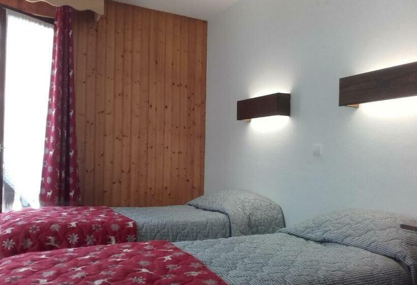 Номер Стандарт, Hôtel Le Mont Jorat