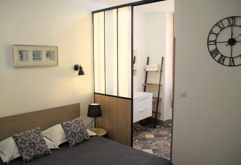 Номер Стандарт, Hôtel Rivière