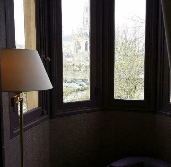 Номер Superior с Балконом, Le Castel Guesthouse