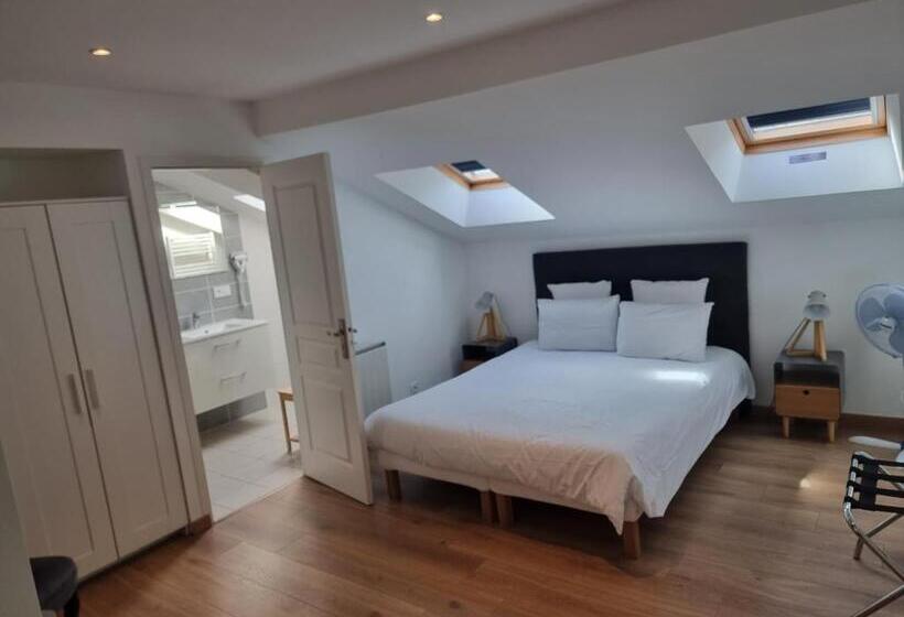 Дом 3 Спальни, Le Castel Guesthouse