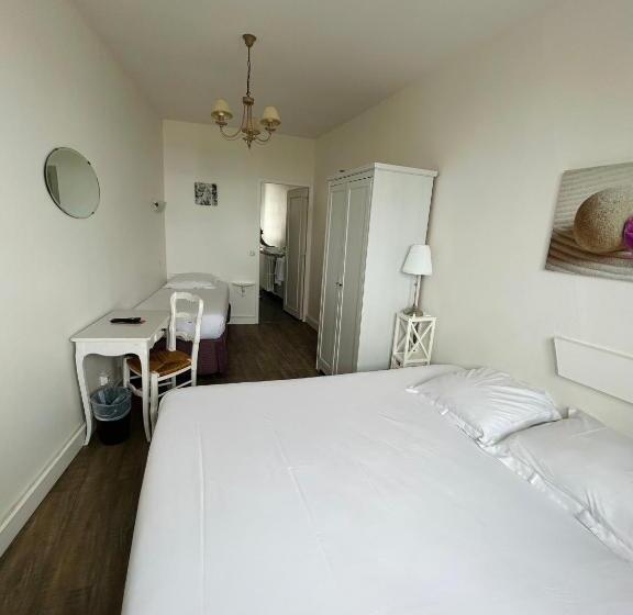 Семейный Номер Вид на Море, Hôtel De La Mer   Deauville Blonville   Boutique Hôtel De Charme Vue Mer Ou Campagne   Accès Direct