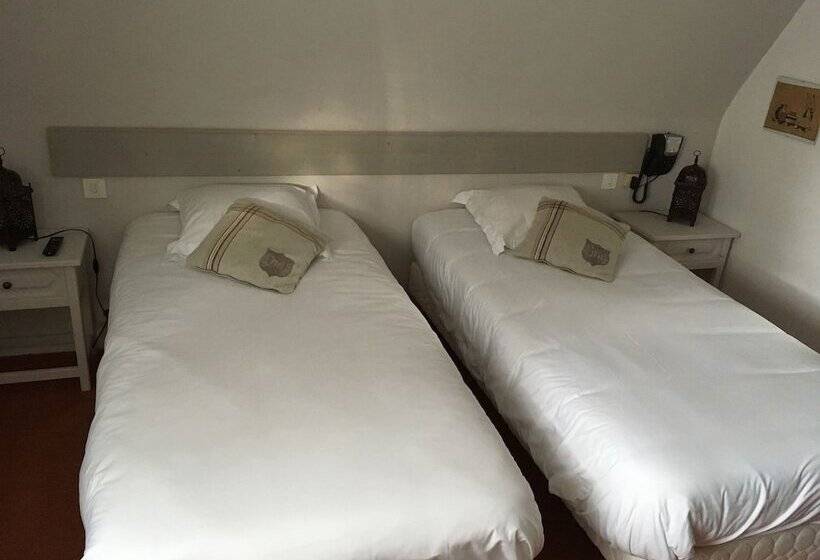 Номер Стандарт, Hôtel La Coudraie