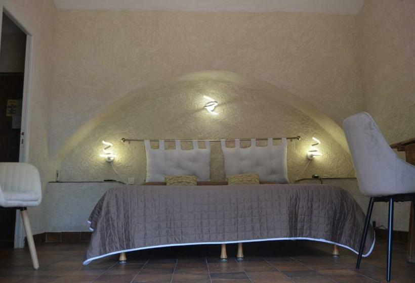 Номер Superior с Террасой, Hôtel La Pierrerie