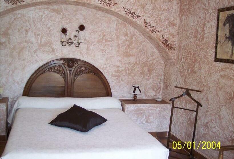 غرفة قياسية, Hôtel La Pierrerie