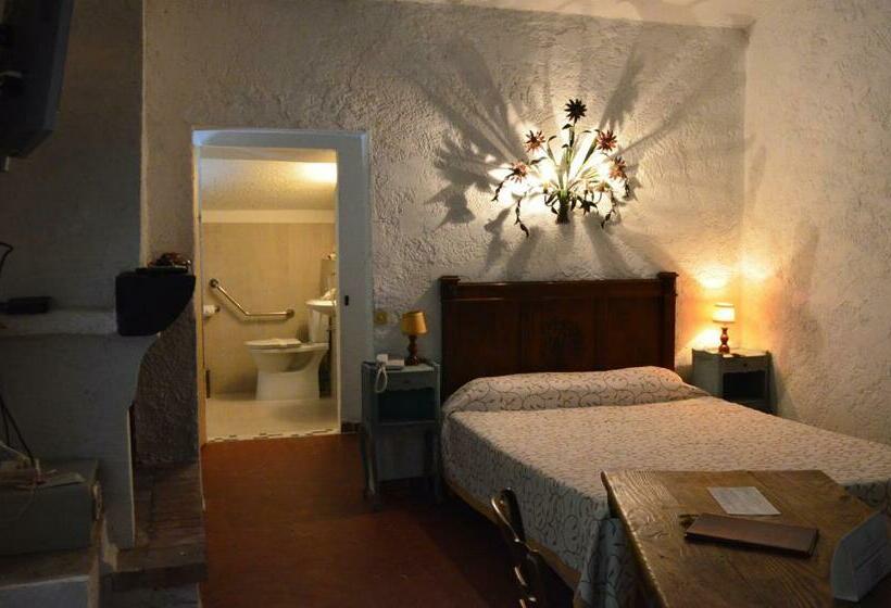 غرفة قياسية لذوى الاحتياجات الخاصة, Hôtel La Pierrerie