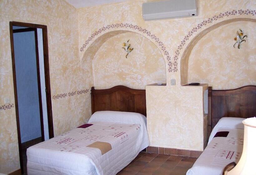 غرفة قياسية, Hôtel La Pierrerie