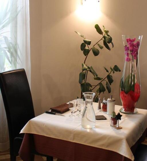 Номер Стандарт, Logis Hôtel Restaurant De La Dore