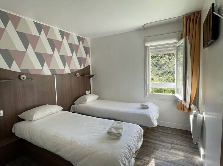 Номер Стандарт, Kyriad Direct Val De Reuil
