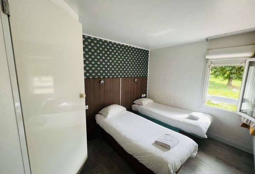 Номер Стандарт, Kyriad Direct Val De Reuil
