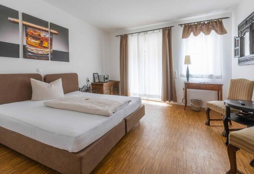 Номер Deluxe с Балконом, Altstadthotel Marktschlösschen