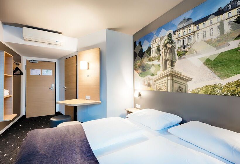 Номер Стандарт, B&b Hotel Bonn West