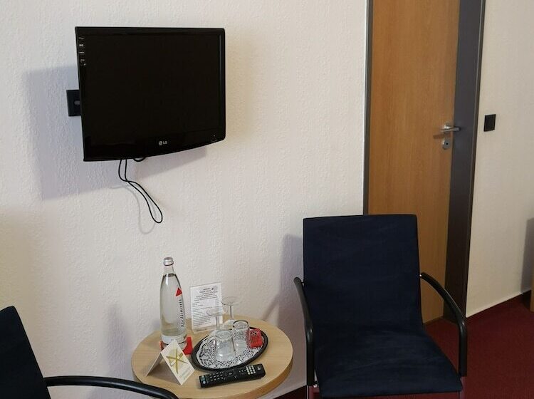 スタンダードトリプルルーム, Haus Vom Guten Hirten