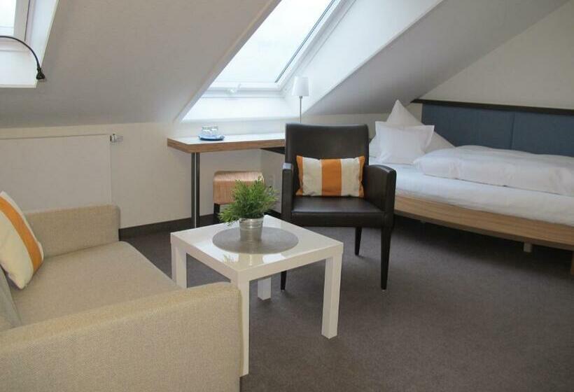 Quarto Basic, Miramar