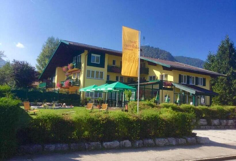Семейный Номер Вид на Горы, Restaurant Bellevue