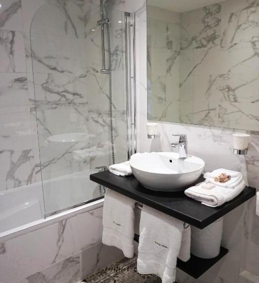 Quarto Deluxe, Villa Pruly Hotel Cannes Centre