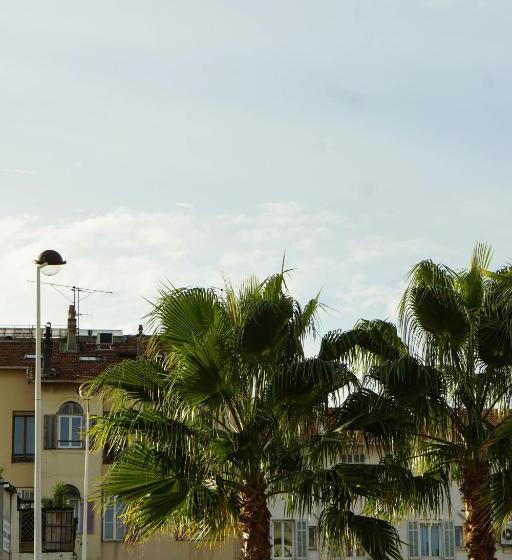 Quarto Deluxe, Villa Pruly Hotel Cannes Centre