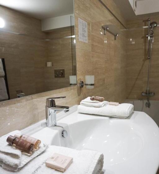 Номер Deluxe с Террасой, Villa Pruly Hotel Cannes Centre
