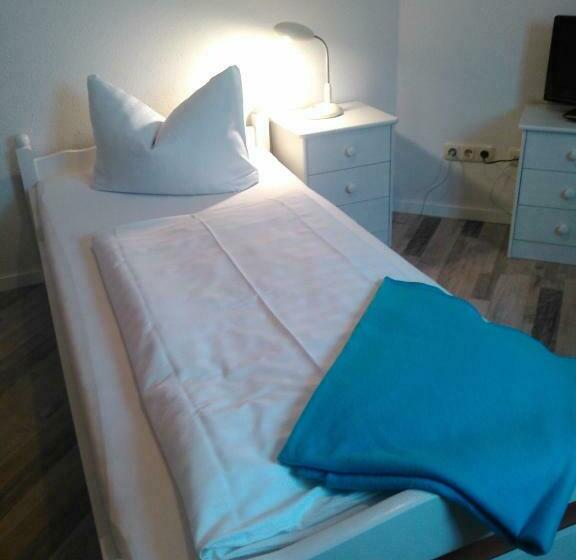 اتاق استاندارد یک نفره, Landhotel Possendorf