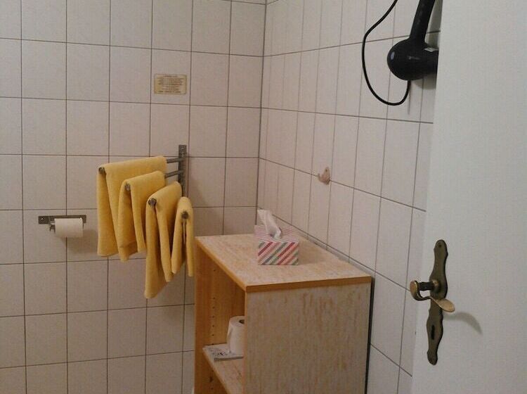 اتاق استاندارد, Landhotel Possendorf