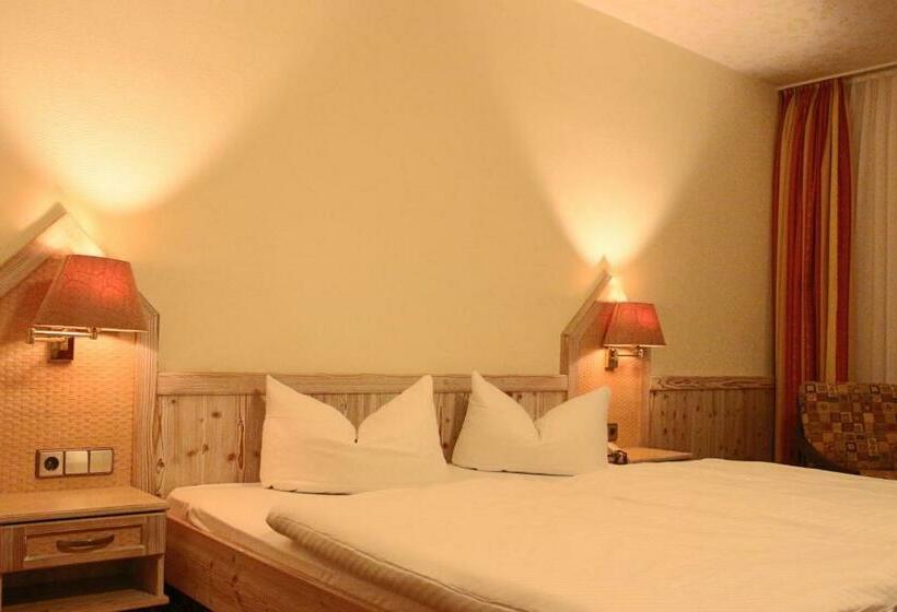 اتاق راحتی, Central