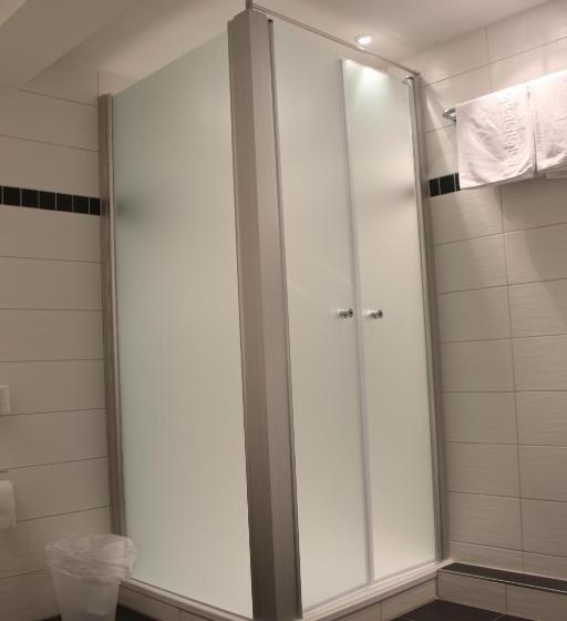 سوئیت 2 خوابه, Central