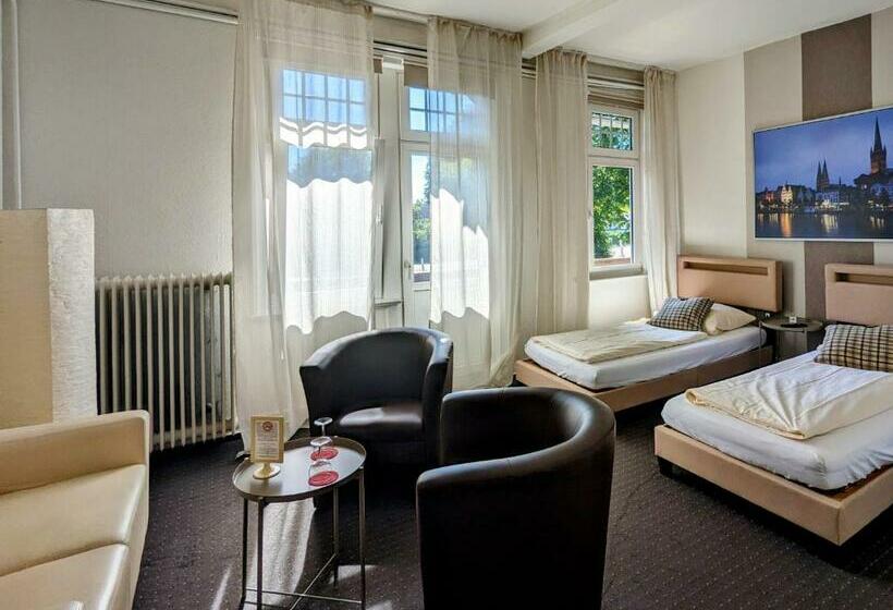 标准间, Schweizerhaus