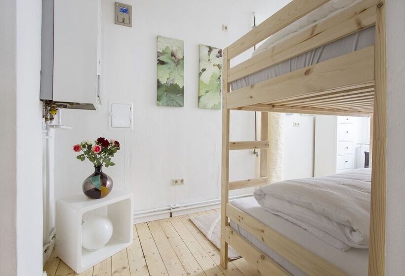 آپارتمان 1 خوابه, Primeflats   Apartments Schillerpark Berlin Wedding