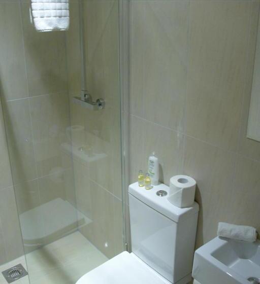 スタンダードルーム, Accommodation Bristol Airport