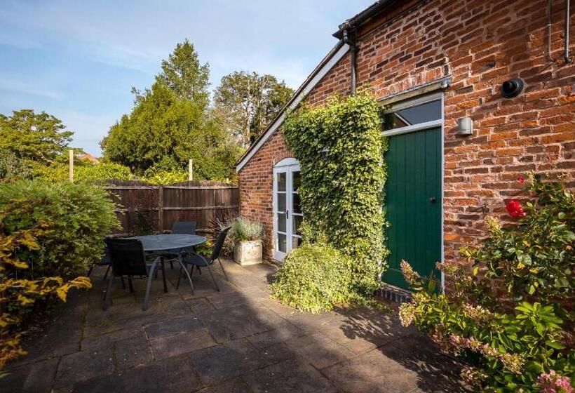 Номер Стандарт с Террасой, St Johns House Lichfield