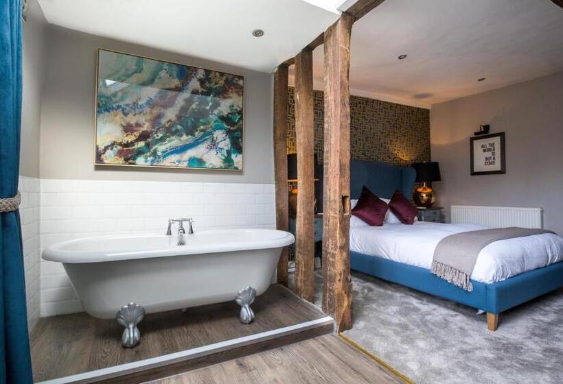 Номер Deluxe, The Townhouse