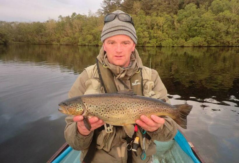 Семейный Номер Deluxe, Dulrush Fishing Lodge And Guest House