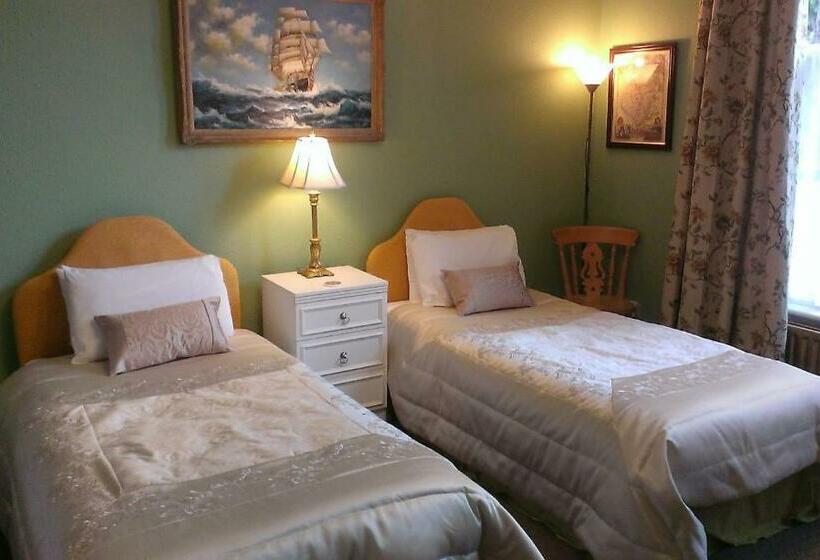 Номер Superior, Holywell House